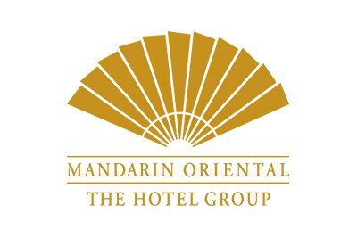 hotel-man-min hotel-man-min